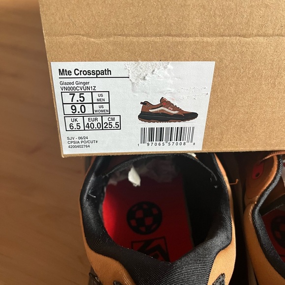 Vans MTE Crosspath Shoe Glazed Ginger
VN000CVUN1Z Women 9.0 US Mens 7.5 US - Picture 12 of 12
